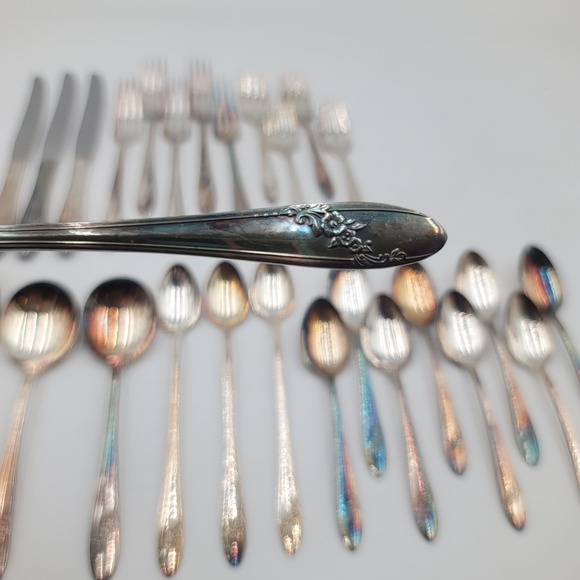 Oneida Other - 27pc Tudor Plate Oneida Community Queen Bess II Silverplate Flatware Set Floral